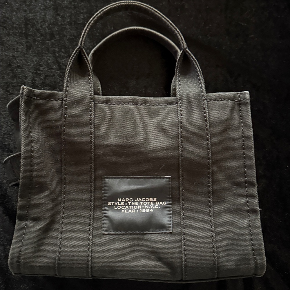 Marc Jacobs The CANVAS SMALL TOTE BAG - Picture 5 of 13